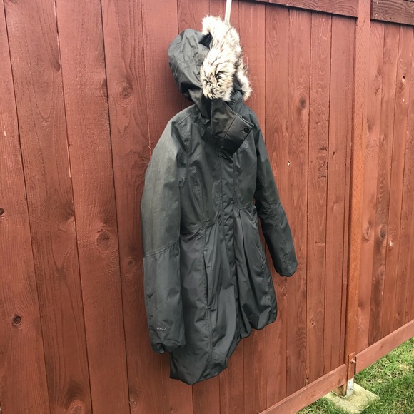North Face down parka - Picture 2 of 6